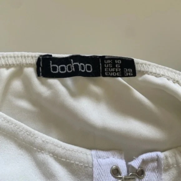 Boohoo | White Hook & Eye Sleeveless Corset Bodysuit, Size 6 - Picture 11 of 11